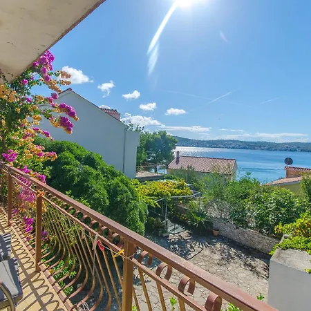 Marija Διαμέρισμα *