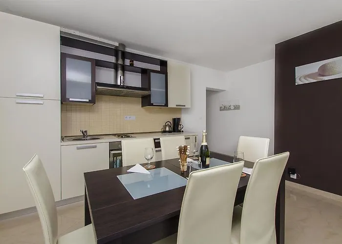 Marija Апартаменты Рогозница